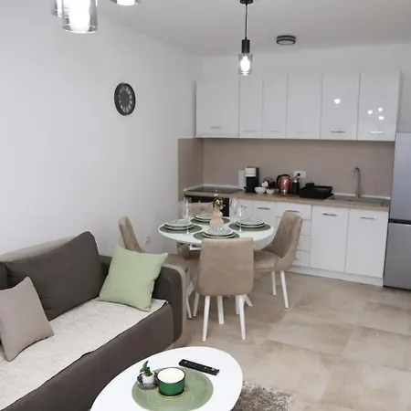 Apartman Mirjana Sremska Mitrovica Exterior foto