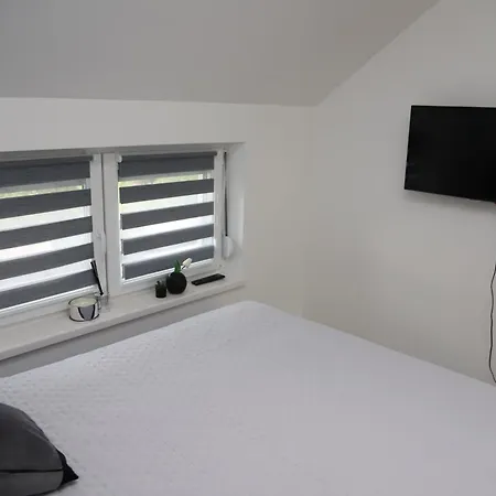Apartman Mirjana Sremska Mitrovica Exterior foto